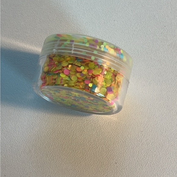 6 Color Nail Confetti - Picture 7 of 11